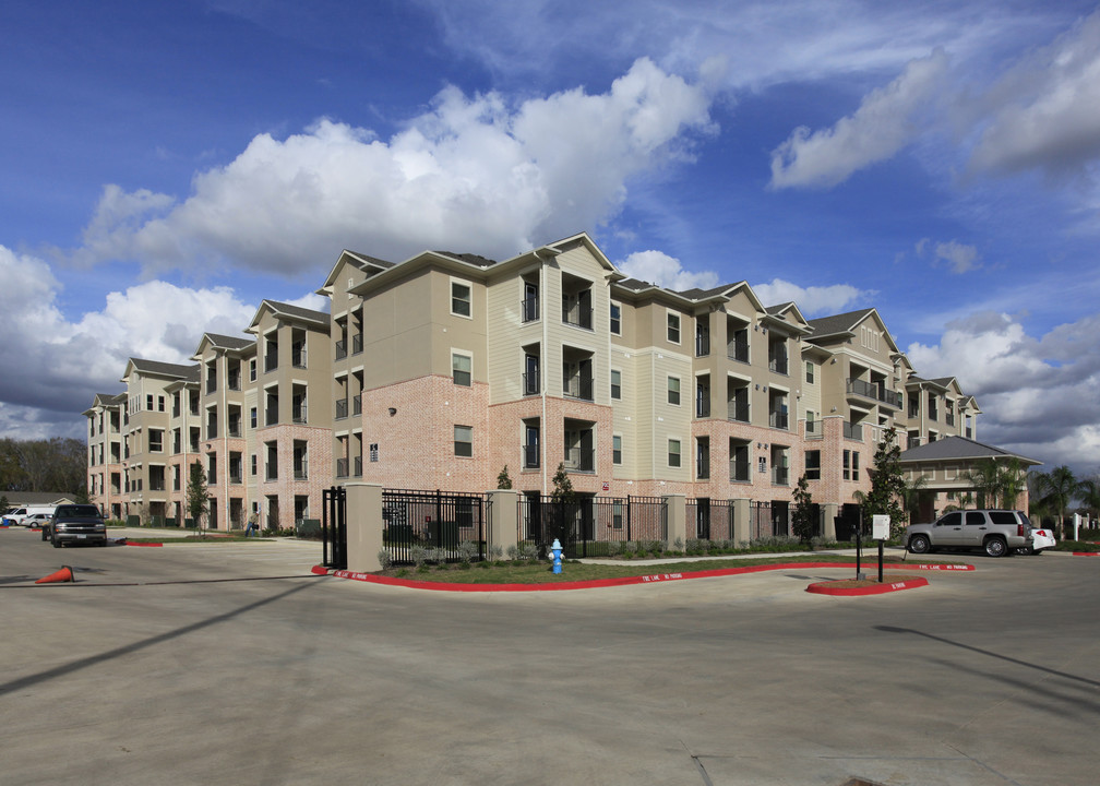 Magnolia Place Senior Apartments in Houston, TX - Foto de edificio