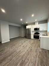 3850 Glendale Dr in Prince George, BC - Building Photo - Building Photo