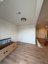 14 N 300 E in Hyrum, UT - Building Photo