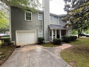 5261 Savannah Terrace in Stone Mountain, GA - Building Photo - Building Photo