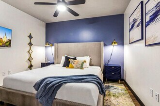 611 Commerce St in New Orleans, LA - Building Photo - Building Photo