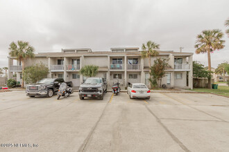 360 14th Ave S in Jacksonville Beach, FL - Building Photo - Building Photo