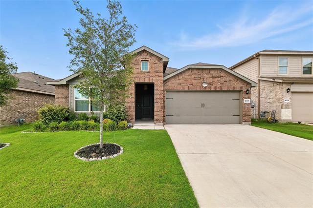 16745 Portage St in Justin, TX - Building Photo