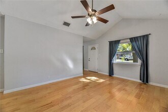 5804 Cedardale Dr in Austin, TX - Building Photo - Building Photo