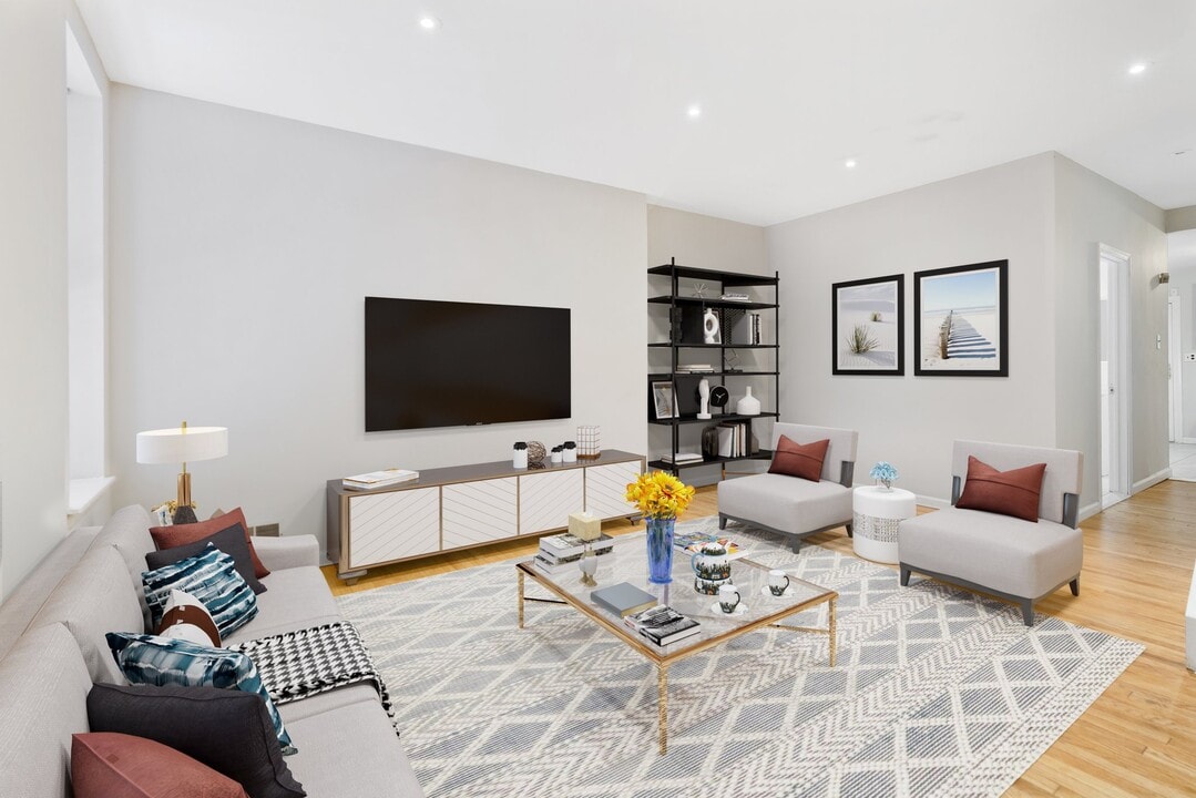 2024 N Gratz St Photo