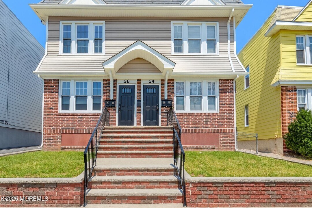 56 Lindsley Pl in East Orange, NJ - Building Photo