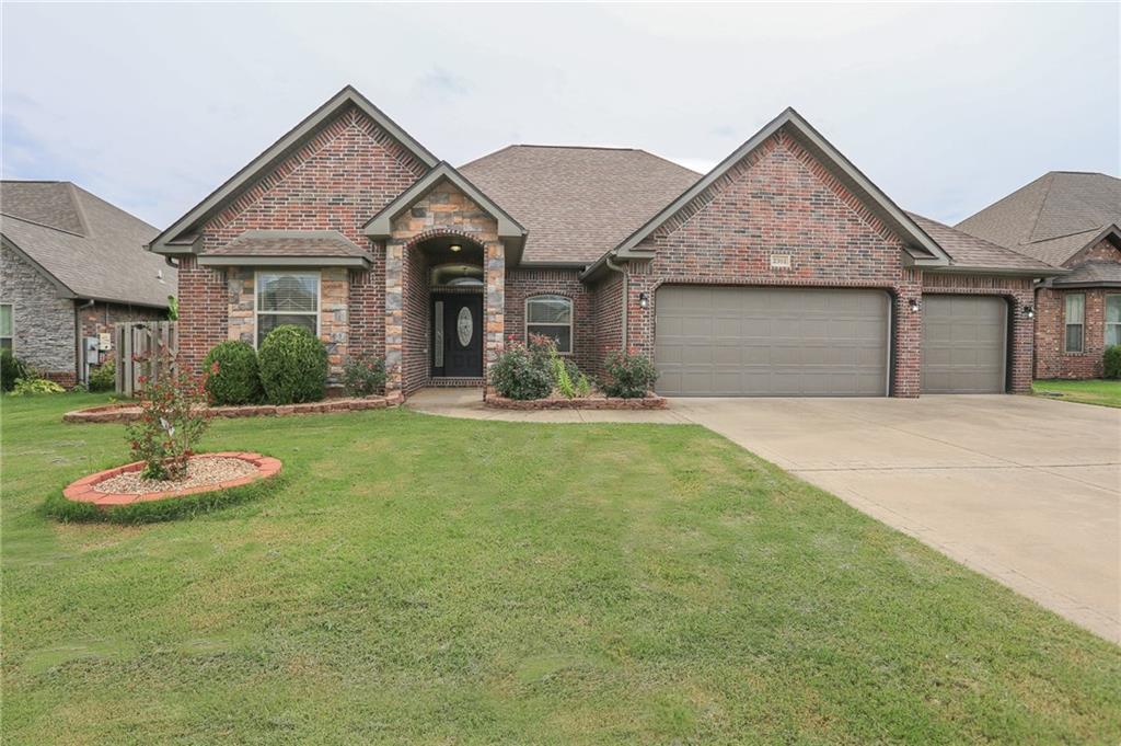 2301 SW Montana Ave in Bentonville, AR - Building Photo