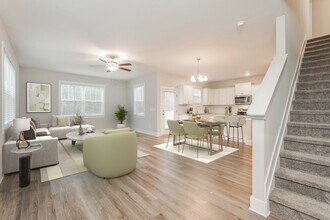 1431 Feldspar Ct in Augusta, GA - Foto de edificio - Building Photo