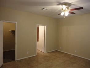 2326 Loquat Ln in Round Rock, TX - Building Photo - Building Photo