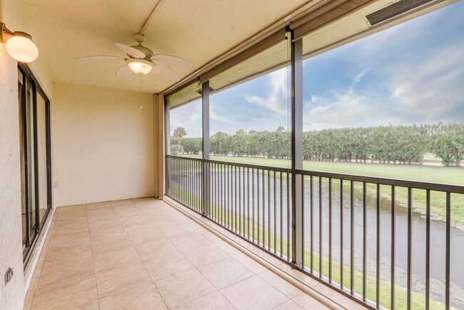 402 Pinecrest Cir in Jupiter, FL - Building Photo - Building Photo
