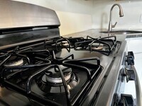 1825 W Master St - 6