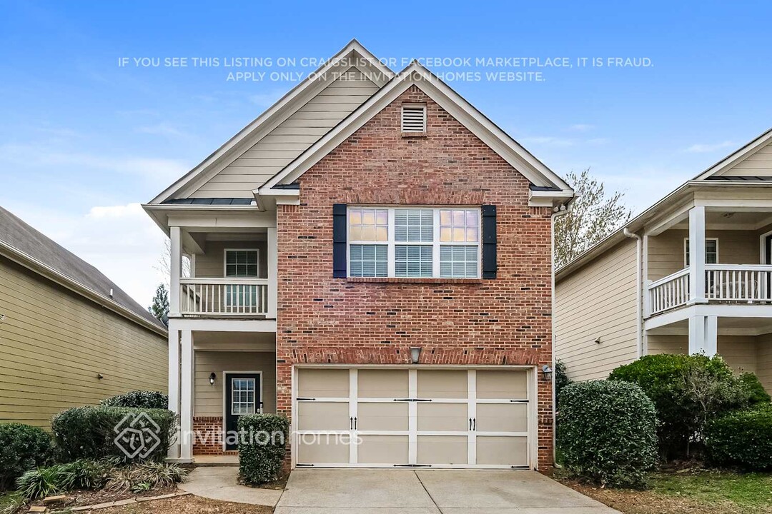 2076 Barberry Dr, Unit 0923-102 in Buford, GA - Foto de edificio