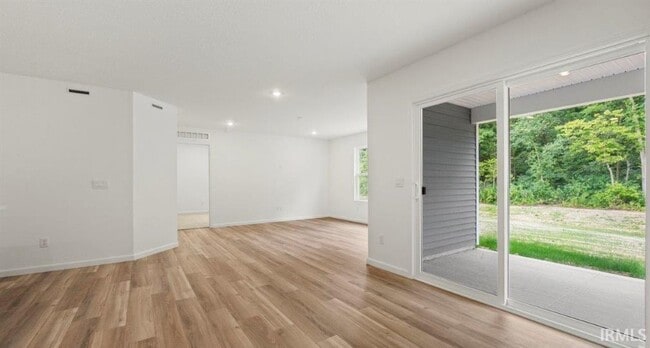 9405 Tolleston Trl in New Haven, IN - Building Photo - Building Photo