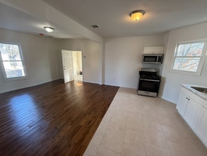 820 S 15th St, Unit 3R in Newark, NJ - Foto de edificio - Building Photo