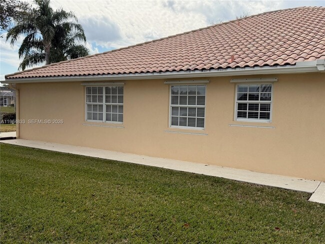 8270 Eleuthera Ln in West Palm Beach, FL - Building Photo - Building Photo