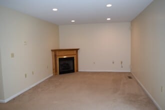 140 Kenley Ct in State College, PA - Building Photo - Building Photo