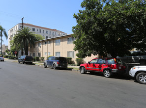 3301 James M Wood Blvd in Los Angeles, CA - Building Photo - Building Photo