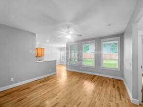 2120 N Eagle Creek Ln in Eagle, ID - Building Photo - Building Photo