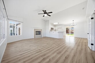 5717 Arc Dome Ave in Bakersfield, CA - Building Photo - Building Photo