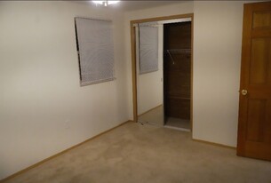 772 Franklin Rd in Mars, PA - Building Photo