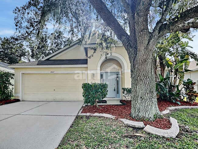 property at 807 Ridge Haven Dr