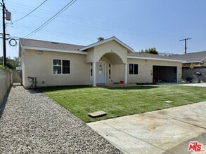 1221 N Azusa Ave in Azusa, CA - Building Photo - Building Photo