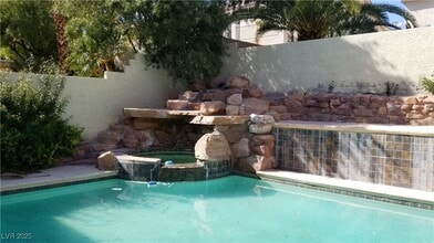 7414 Page Ranch Ct in Las Vegas, NV - Building Photo - Building Photo