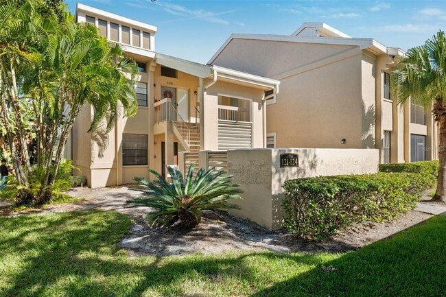 property at 121 Lindsay Ln
