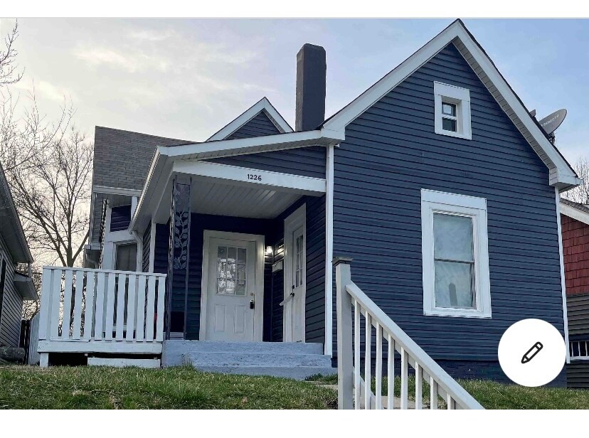 1226 Tecumseh St in Indianapolis, IN - Building Photo
