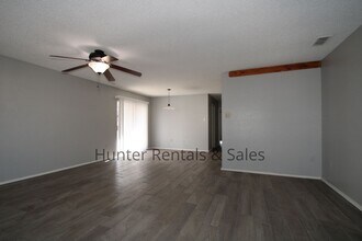 2108 Continental Dr in Killeen, TX - Building Photo - Building Photo