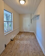 5625 Alta St in Jacksonville, FL - Building Photo - Building Photo