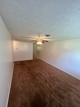 108A Jay Ln in Hampton, GA - Foto de edificio - Building Photo