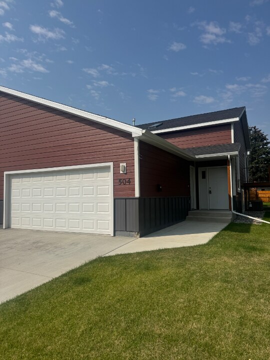 504 Elm Ave in Laurel, MT - Building Photo