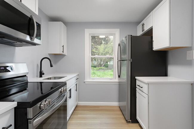 property at 1129 W Beale St
