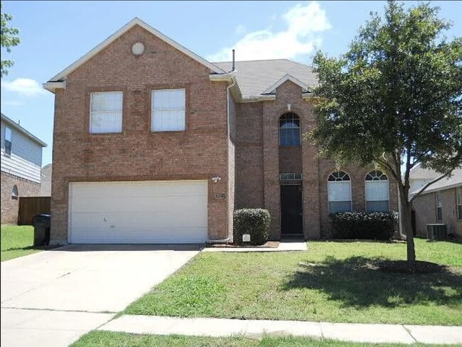 property at 3204 Paradise Valley Dr