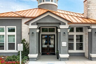 Encore 380 in Aubrey, TX - Foto de edificio - Building Photo