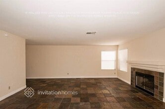 1501 Pacific Terrace Dr in Las Vegas, NV - Foto de edificio - Building Photo