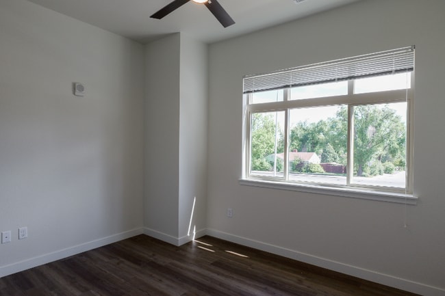 225 S Wadsworth Blvd in Lakewood, CO - Building Photo - Building Photo