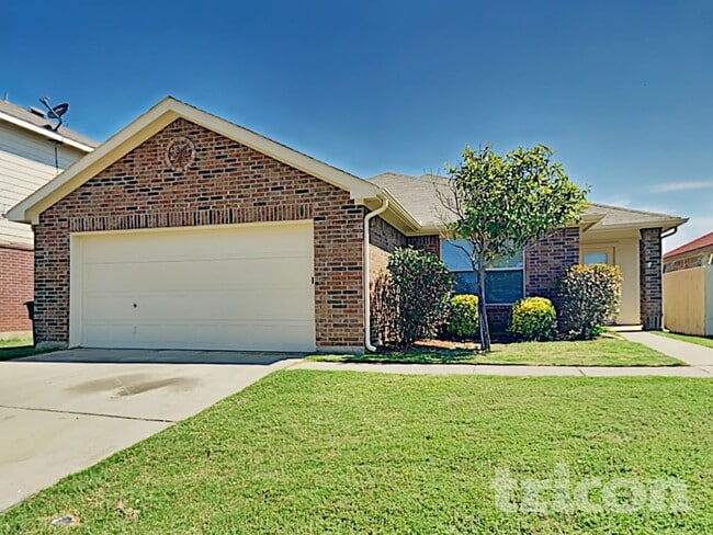 3352 Tobago Rd in Fort Worth, TX - Foto de edificio - Building Photo