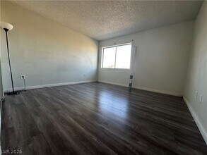 3567 Arville St in Las Vegas, NV - Building Photo - Building Photo