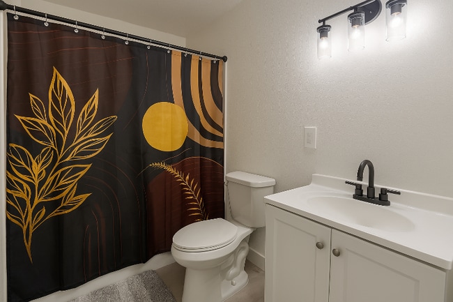 804 Antonio Dr in Las Vegas, NV - Building Photo - Building Photo