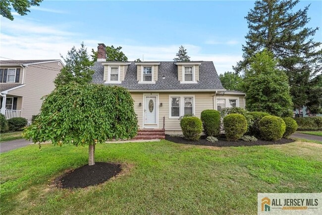 property at 76 Carlisle Ave