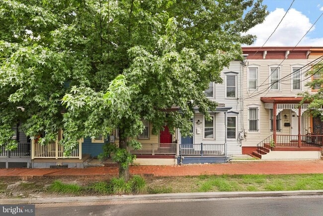 property at 2120 13th St SE