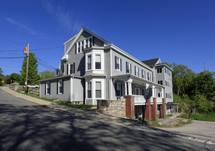 11 Park St in Uxbridge, MA - Building Photo - Building Photo