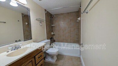 2801 N Halifax Ave in Daytona Beach, FL - Building Photo - Building Photo