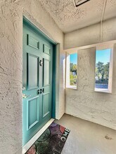 704 Lyndhurst St in Dunedin, FL - Building Photo - Building Photo