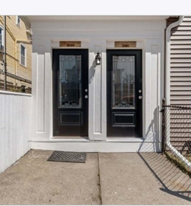 1540 Purchase St in New Bedford, MA - Building Photo - Building Photo