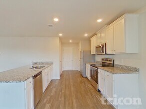 4008 Reinfield Dr in Inman, SC - Building Photo - Building Photo