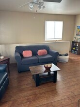 2373 44th Avenue Ct, Unit B in Greeley, CO - Foto de edificio - Building Photo