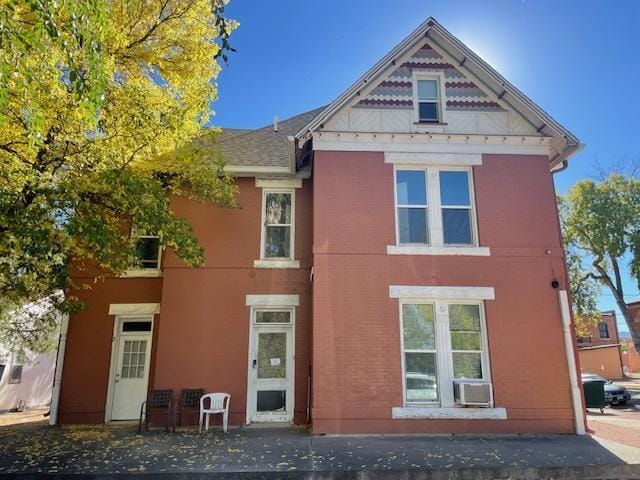 property at 129 W 2nd St